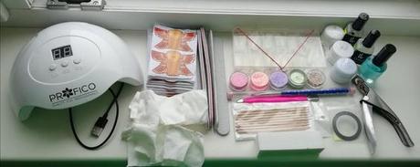 Uv lampa na umelé nechty nová, 15xled s nekopletno,