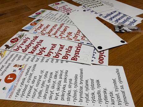 Tabule s magnetom vybrane slova, 
