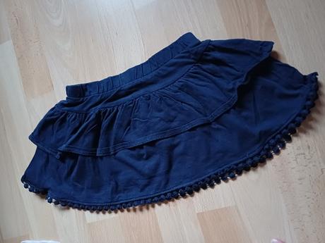 2x šaty a sukňa v.110, 110