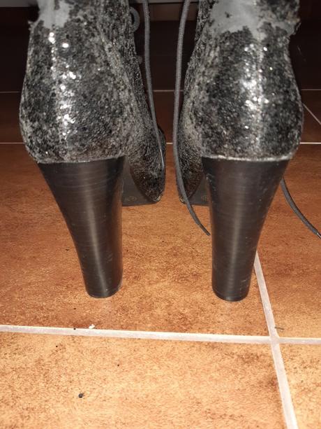 Vysoke členkove čižmičky na platforme, flitrové, 40