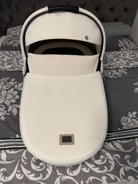 Cybex priam lux carry cot platinum off white vanič, cybex,cybex priam 4
