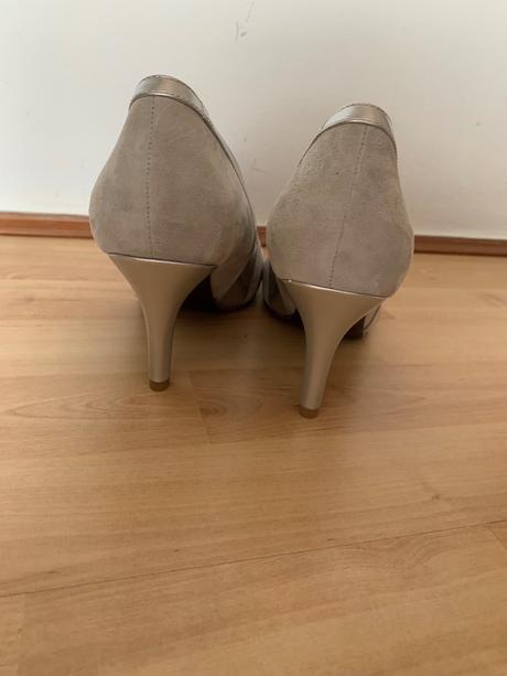 Sivo-strieborné, kožené lodičky tamaris heart sole, tamaris,40