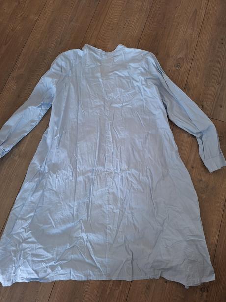 Modrá predĺžená kosela,