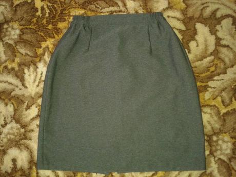 Kostým, 3 dielny, 40