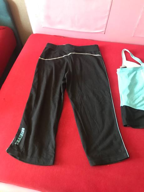 Suprava nike,2 x teplaky a 1 x tielko,typ training, nike,s