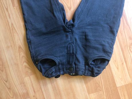 Čierne rifle, palomino,134