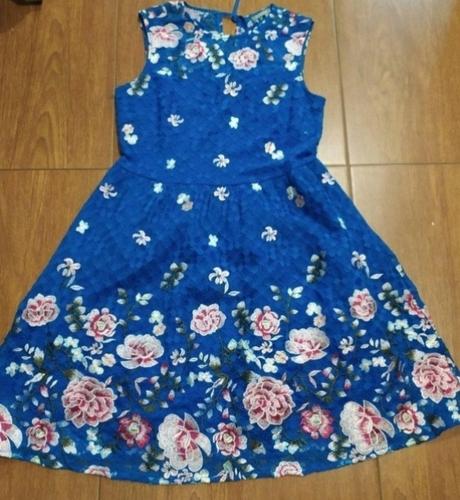 Šaty z vyšivanej krajky, orsay,m