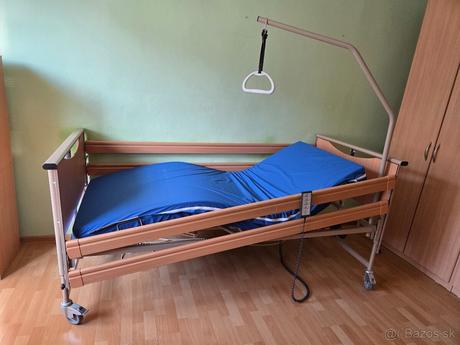 Elektrická polohovateľná posteľ pre imobilných, šírka (cm): 100,dĺžka (cm): 200