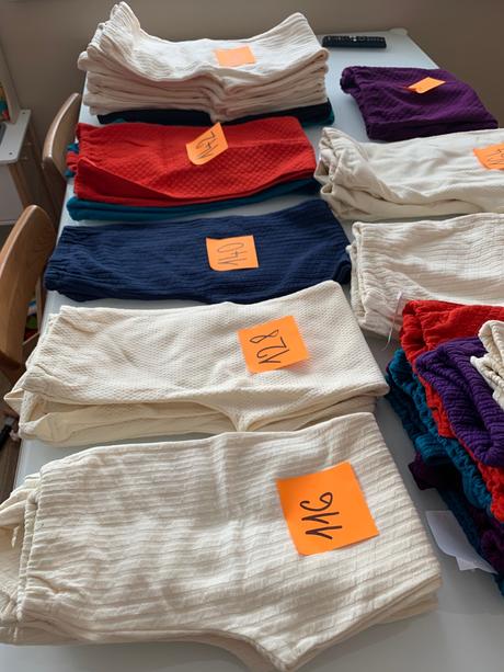 Kaliopky rôzne veľkosť aj farby aj tvary, slovenka,116 - 164