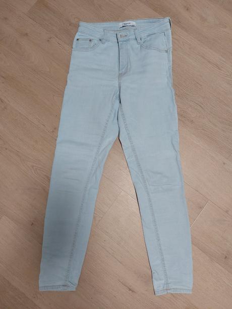 Predám málo nosené reserved rifle, 34, reserved,34