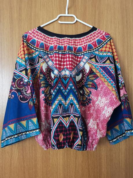 Zaujimavy top s viazackou, m