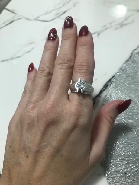 Prsteň strieborny -práve striebro 925,