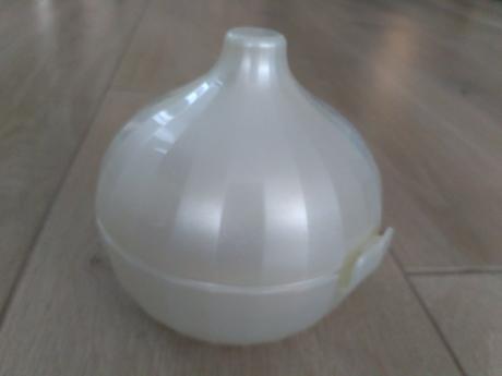 Tupperware, dóza na cesnak, cibuľu,
