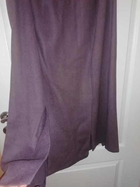 Fialová vlnená sukňa, xl