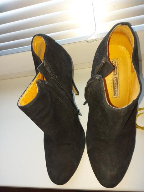 Členkove semišove buffalo, 40