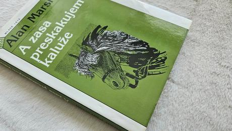 Kniha 'a zasa preskakujem kaluže', alan marshall, 