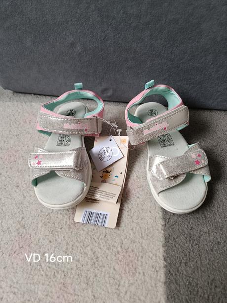 Sandálky, kuniboo,26