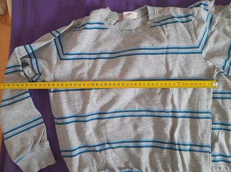 Pásikované mikiny, 134