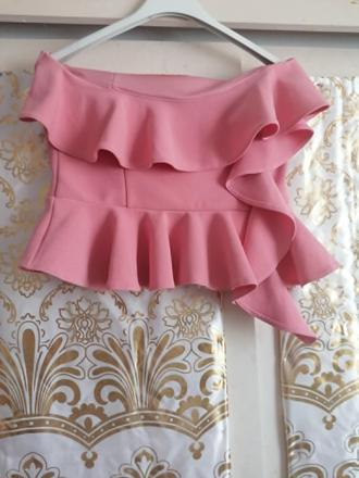 Volánový crop top, river island,40