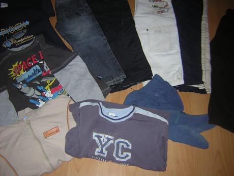 Balík vecí pre chlapca vel.104/116, 104–116