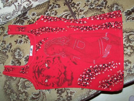 Fantastické tričko mala som ho len raz , m