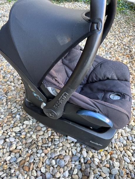 Familyfix zakladna a vajicko maxi cosi, maxi cosi