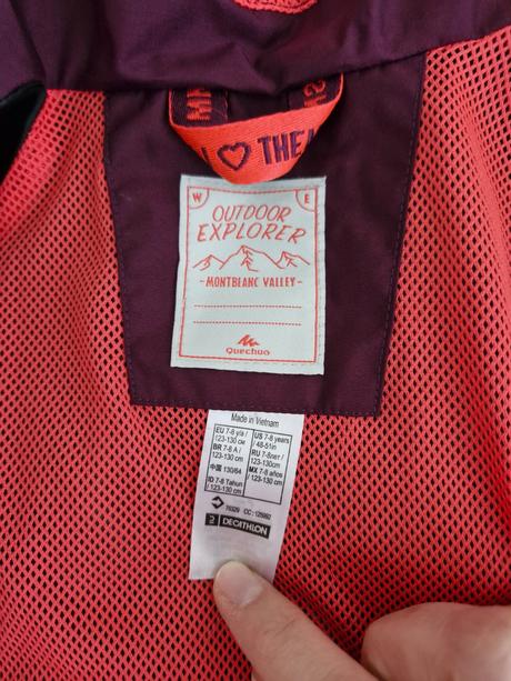 Jarna bunda, decathlon,128