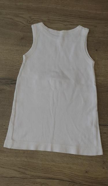 Jednoduché šaty, 110