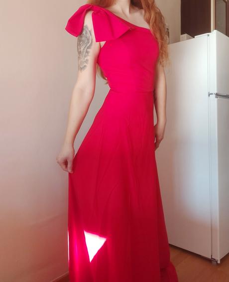 Červené šaty., 34