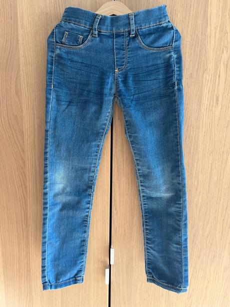 Džergínsy, dopodopo,122