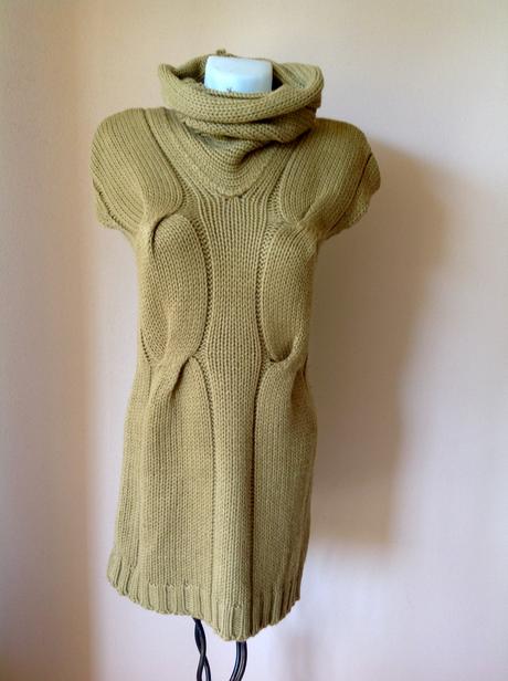 Pletena rolakova vesta, gate,s