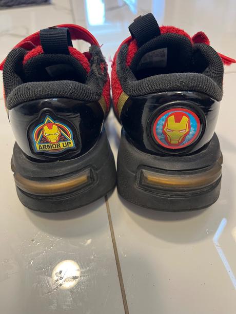 Tenisky marvel iron man, adidas,28