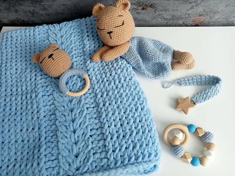 Háčkovaný set pre bábätko, 
