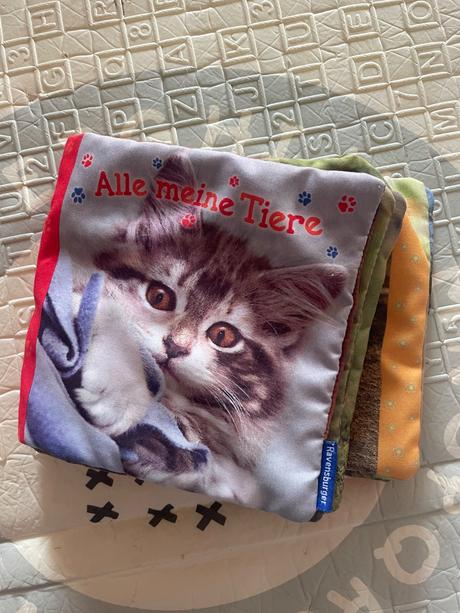 Textilná kniha reálnych zvierat, 