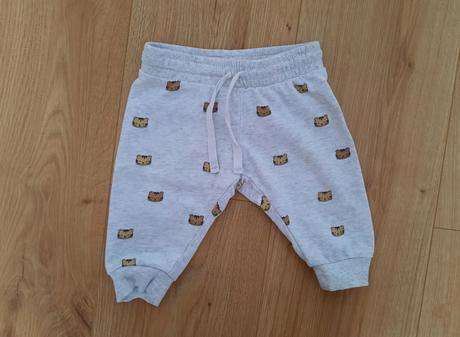 Tepláky trigrik, h&m,62