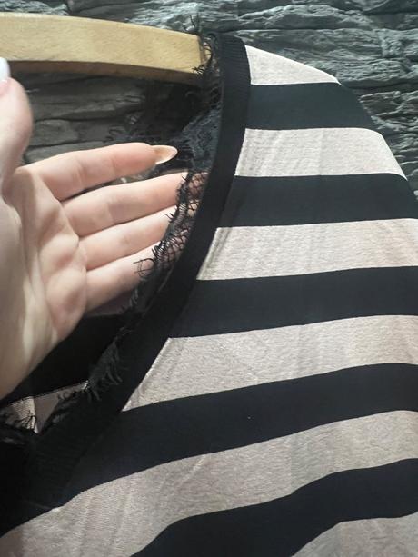 Damske tricko, reserved,l