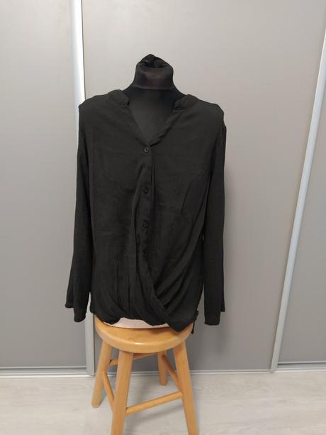 Čierna dlhšia blúzka., m