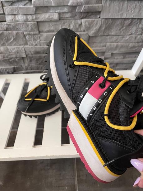 Tommy hilfiger v.38, tommy hilfiger,38