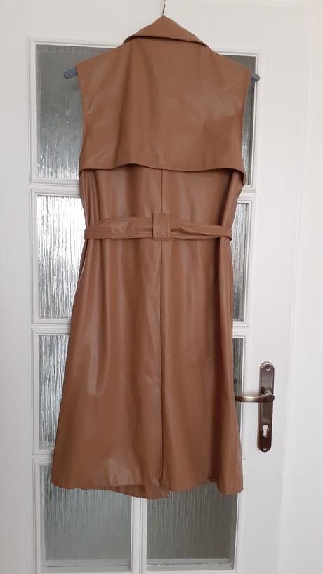 Koženkova vesta s-m, zara,s