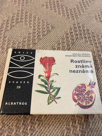 Mini stará retro kniha rostliny známe neznáme,