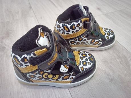 Topánocky hello kitty č.24, 24