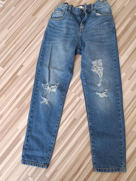 Balík oblečenia veľkosť 146, 140–152