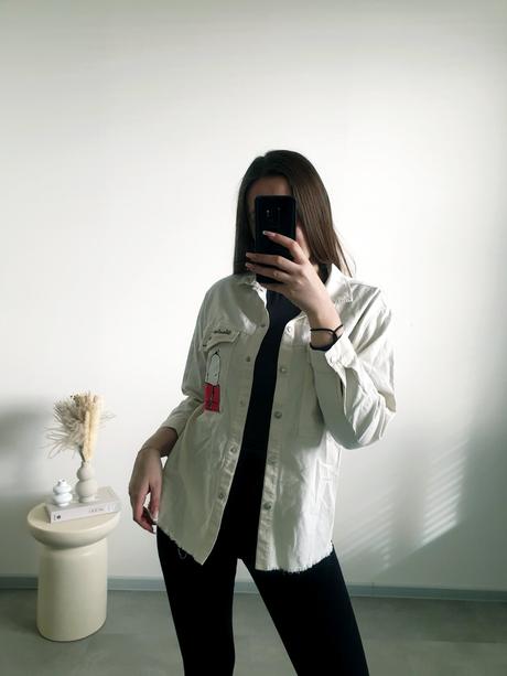 Košeľa/košeľová bundička snoopy xs, zara,xs