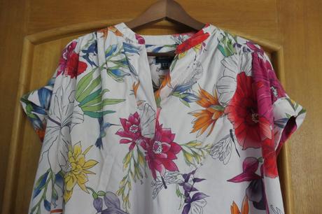 Gant krasne letne, vzdusne, pestrofarebne saty uni, gant