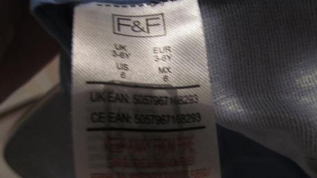 Šiltovky pre dvojičky, 56