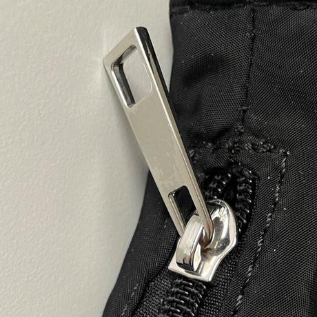 Asos malá čierna nylonová kabelka na plece/rameno, 