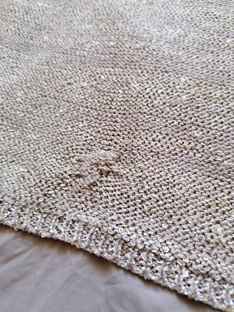 Svetrík so zlatými flitrami, promod,l