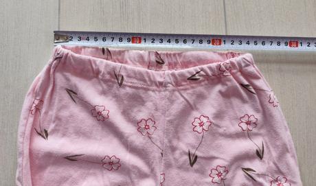 Predam dievcenske pyzamo, 