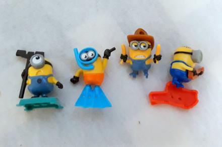4x kinder mimoň,
