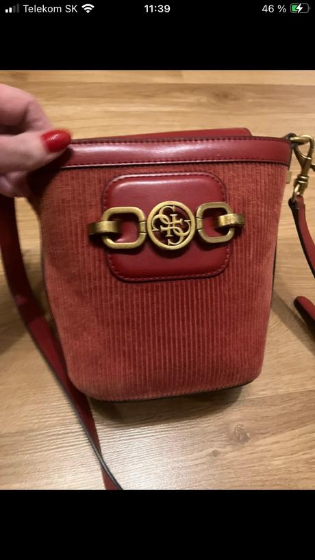 Kabelka guess, guess